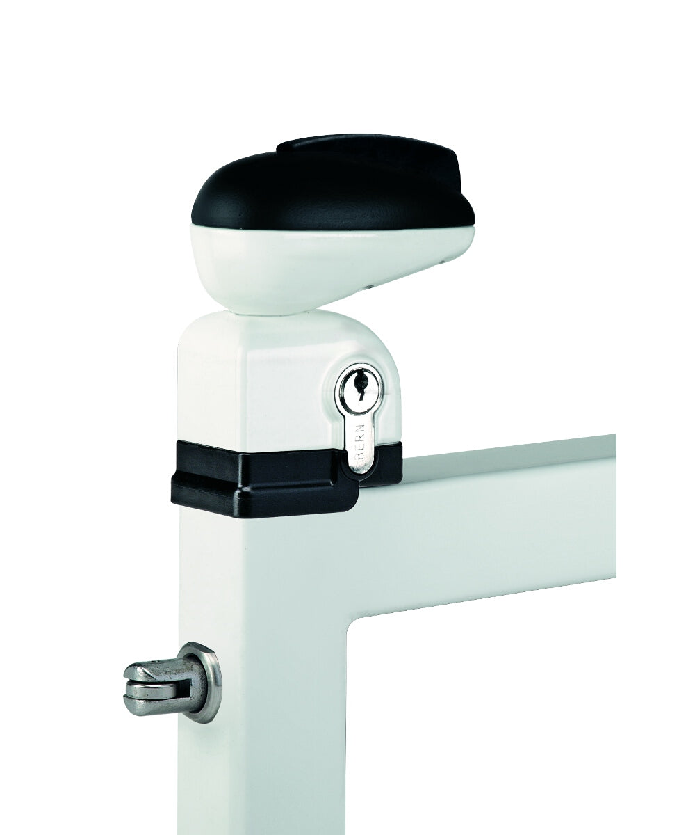 Serrure pour piscine avec Gâche